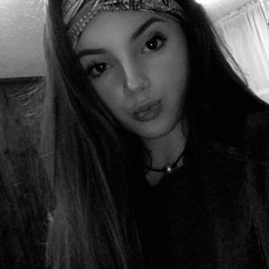 Meet your Posher, Zoe